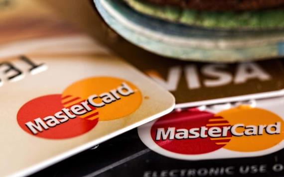 Visa y MasterCard detienen operaciones en Rusia
