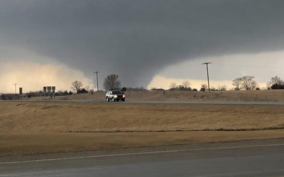 Tornados dejan siete muertos en Iowa