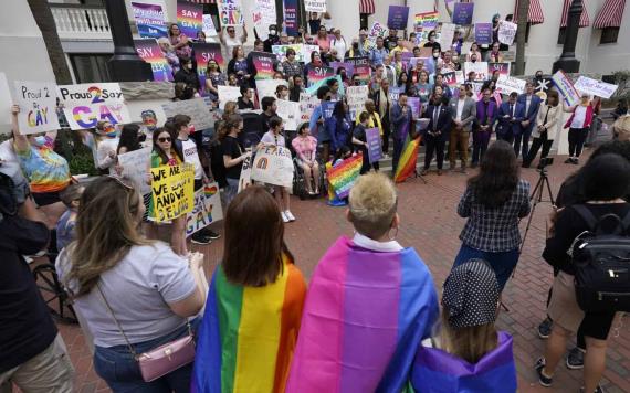 Aprueban en Florida proyecto No digas gay