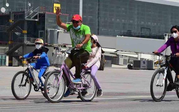 Realizan paseo ciclista dominical en el Aeropuerto Internacional Felipe Ángeles