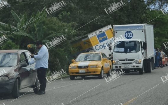Termina cuerpo prensado en fatal accidente sobre carretera Jalapa Villahermosa