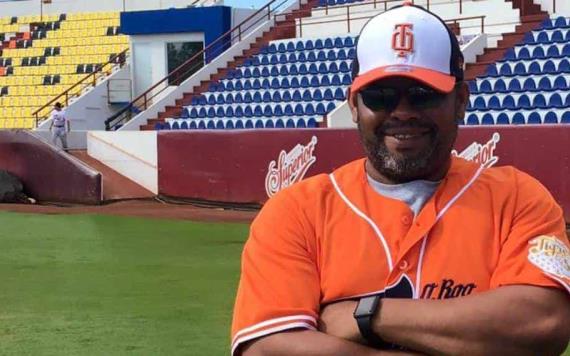 El tabasqueño Carlos Sievers nuevo coach de bateo de los Diablos Rojos del México