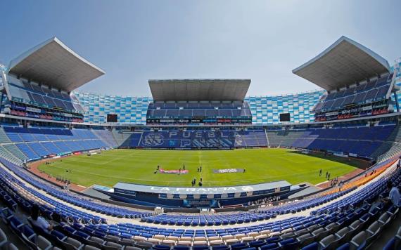 Gobernador clausuró palco de marca cervecera en el estadio Cuauhtémoc