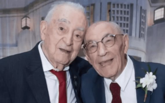 Sobrevivientes del holocausto se reencuentran por sorpresa 77 años después
