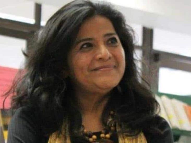 La escritura ha formado mi vida: Flor de Liz Pérez Morales La escritura ha formado mi vida: Flor de Liz Pérez Morales