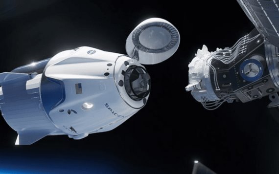 Llega Estación Espacial Internacional nave de SpaceX tripulada por civiles que pagaron por el viaje