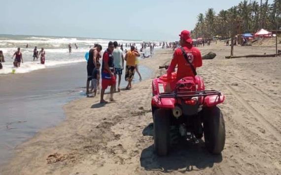 Instalan operativo de atención médica en principales playas de Tabasco