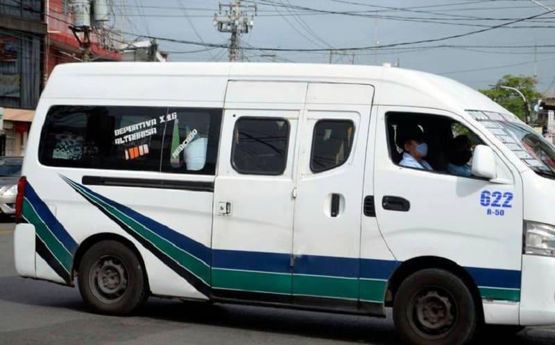Transportistas propusieron de nueva cuenta, la construcción de una central de transferencia fuera del centro de Villahermosa Transportistas propusieron de nueva cuenta, la construcción de una central de transferencia fuera del centro de Villahermosa