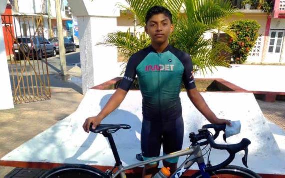 Joven ciclista jonuteco, la promesa que poco a poco hace su propio camino al andar