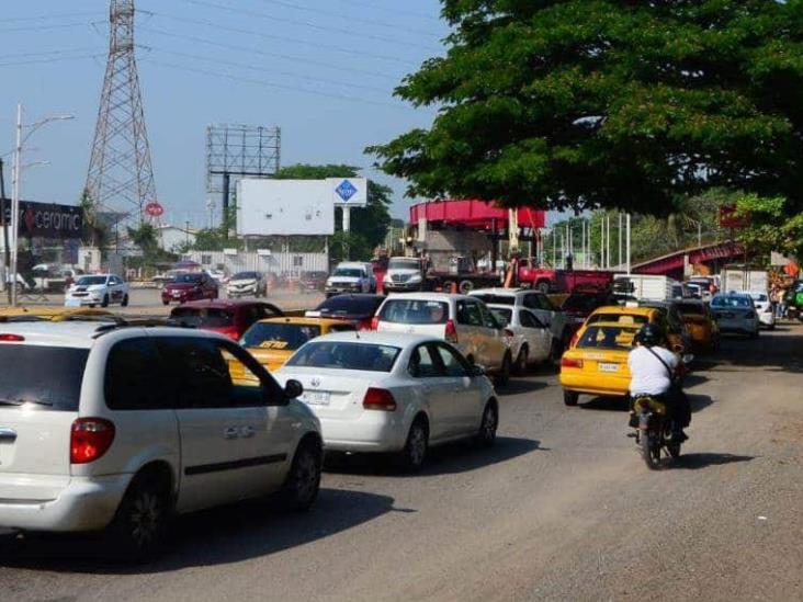 Cierres parciales del distribuidor vial de Av. Universidad provocará tráfico vehicular Cierres parciales del distribuidor vial de Av. Universidad provocará tráfico vehicular