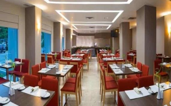 Hoteles preparan desayunos y comidas buffete especiales para el 10 de mayo