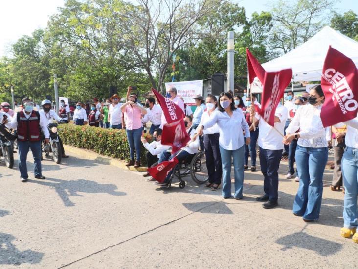 La alcaldesa de Centro, Yolanda Osuna Huerta dio el banderazo de salida a trabajos de descacharrización La alcaldesa de Centro, Yolanda Osuna Huerta dio el banderazo de salida a trabajos de descacharrización