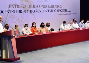 Clemente Ortiz Méndez expresa que se debe usar el cubre bocas en los centros educativos