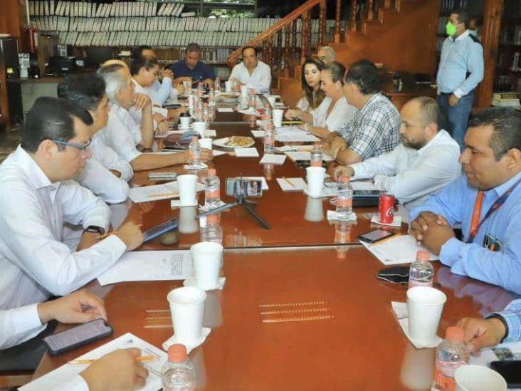 Empresarios hacen un llamado a Hacienda para revisar leyes de ingresos de Ayuntamientos Empresarios hacen un llamado a Hacienda para revisar leyes de ingresos de Ayuntamientos