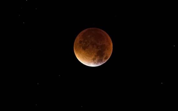 Eclipse lunar del 15 de mayo iniciará a las 20:30 horas