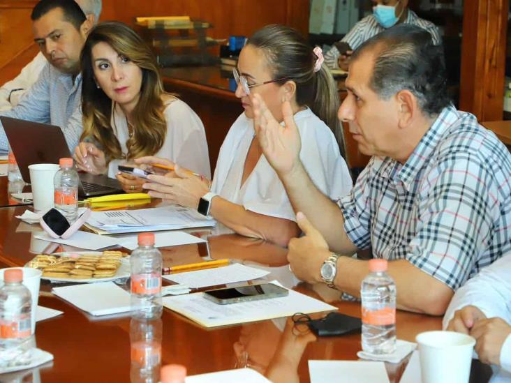 Diputados piden revisar cobros excesivos en carga y descarga en municipios Diputados piden revisar cobros excesivos en carga y descarga en municipios