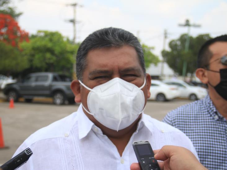 Clemente Ortiz Méndez expresa que se debe usar el cubre bocas en los centros educativos Clemente Ortiz Méndez expresa que se debe usar el cubre bocas en los centros educativos