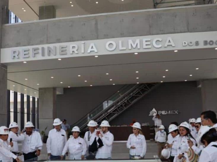 Visita de los diputados federales a la refinería Olmeca Visita de los diputados federales a la refinería Olmeca