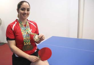 La campeona Centroamericana de tenis de mesa Yadira Silva, se encuentra muy contenta y motivada