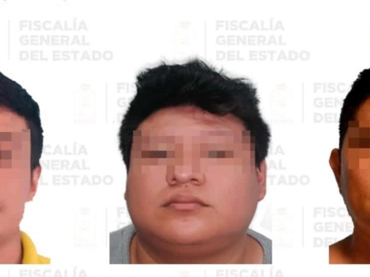 Cinco detenidos por la FGE; a uno de ellos se le presume responsable de distintos hechos de alto impacto Cinco detenidos por la FGE; a uno de ellos se le presume responsable de distintos hechos de alto impacto