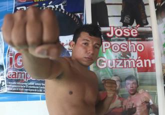 El boxeador tabasqueño José "Posho" Guzmán se encuentra entrenando intensamente