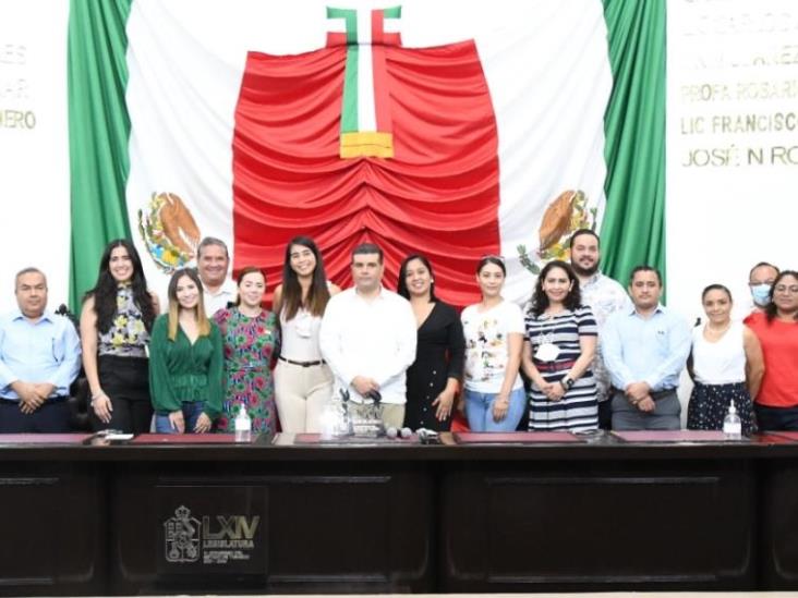 Capacitaron a diputados para la presentación vía electrónica de la Declaración de Situación Patrimonial y de Intereses Capacitaron a diputados para la presentación vía electrónica de la Declaración de Situación Patrimonial y de Intereses