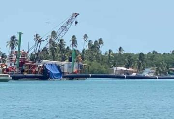 Bloquean en Paraíso trabajos de la empresa Van Horn