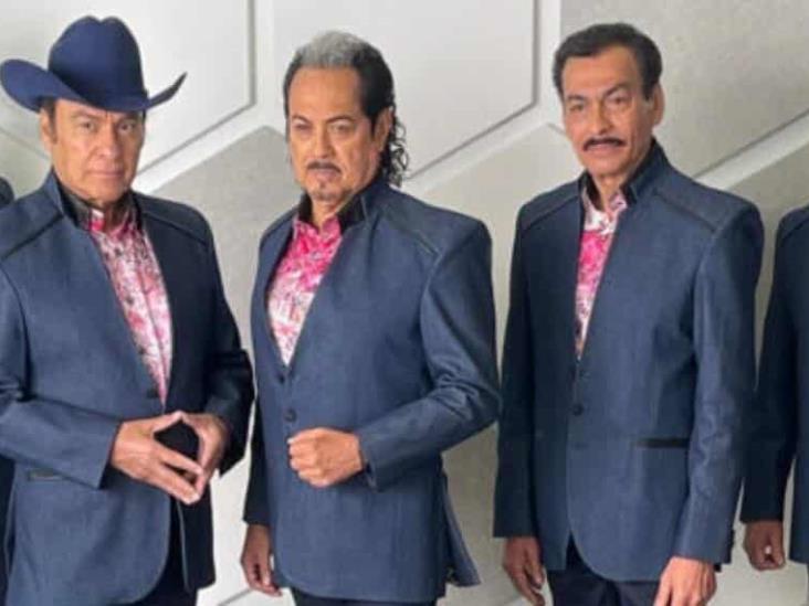 Los Tigres del Norte como voceros del pueblo buscan aportar al cambio Los Tigres del Norte como voceros del pueblo buscan aportar al cambio