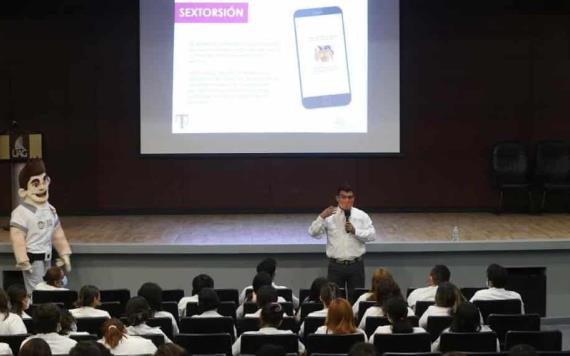 La FGE y la UIDI orientan a estudiantes en Psicología sobre los delitos cibernéticos