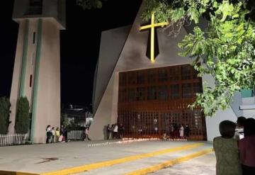 Muere un niño en ataque armando a una iglesia en Fresnillo, Zacatecas