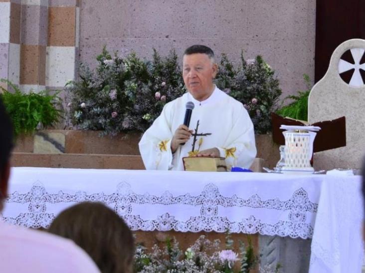 Secretarias hacen lo necesario para surtir los medicamentos a la gente que lo necesita: Denis Ochoa Vidal Secretarias hacen lo necesario para surtir los medicamentos a la gente que lo necesita: Denis Ochoa Vidal