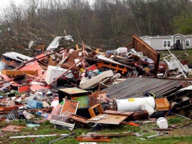 Una segunda persona murió en un extraño tornado que azotó el norte de Michigan Una segunda persona murió en un extraño tornado que azotó el norte de Michigan