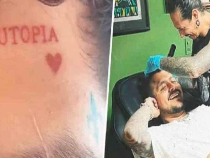 Y esta vez para siempre... Nodal se quita el último tatuaje inspirado en Belinda Y esta vez para siempre... Nodal se quita el último tatuaje inspirado en Belinda