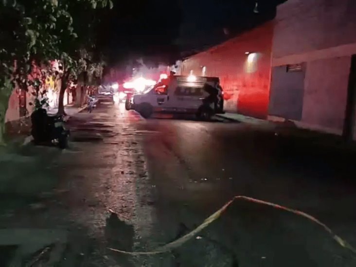 Atacan bar en Guanajuato, reportan al menos 10 muertos Atacan bar en Guanajuato, reportan al menos 10 muertos