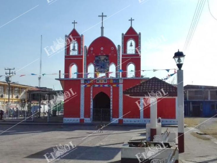 Degollado y mutilado del miembro en el baño de una iglesia en Nacajuca Degollado y mutilado del miembro en el baño de una iglesia en Nacajuca