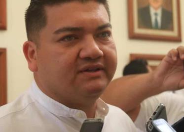 Gerardo Gaudiano pidió la renuncia de la secretaria de salud