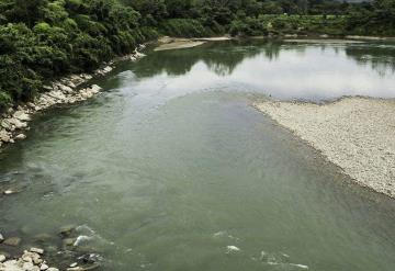 Urge el desazolve de los ríos de La Sierra y Oxolotán