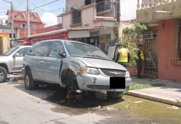 Operativo Vialidades Libres dan plazo de 72 hrs. para retirar los vehículos que obstruyen la circulación