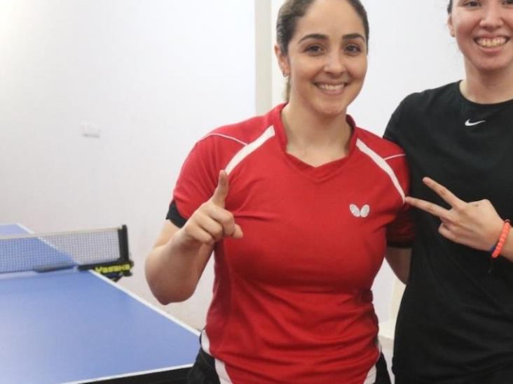 Aranza González en entrenamiento con la campeona Yadira Silva, de cara a su participación en los Juegos Nacionales CONADE 2022 Aranza González en entrenamiento con la campeona Yadira Silva, de cara a su participación en los Juegos Nacionales CONADE 2022