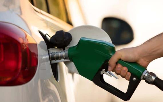AMLO asegura que México ya no comprará gasolinas en el extranjero para el 2023