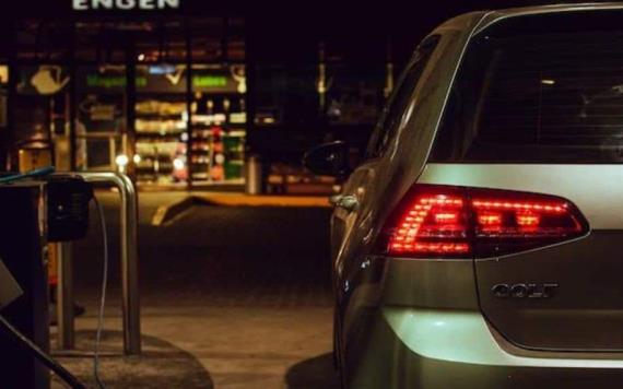 ¿Cuáles son los autos que gastan menos gasolina?
