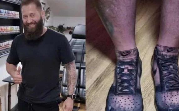 Cansado de pagar por zapatos, hombre se tatúa en los pies los tenis Nike Air Jordan