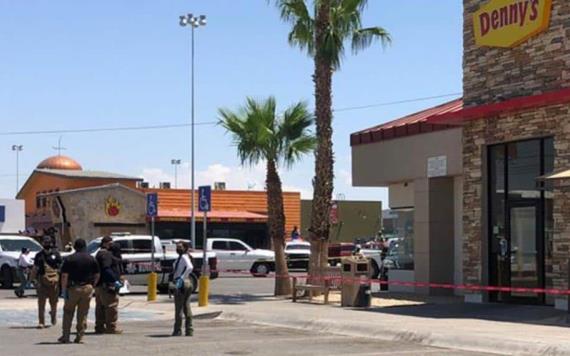 Pistoleros en segundos matan a 4  personas en restaurante de Ciudad Juárez