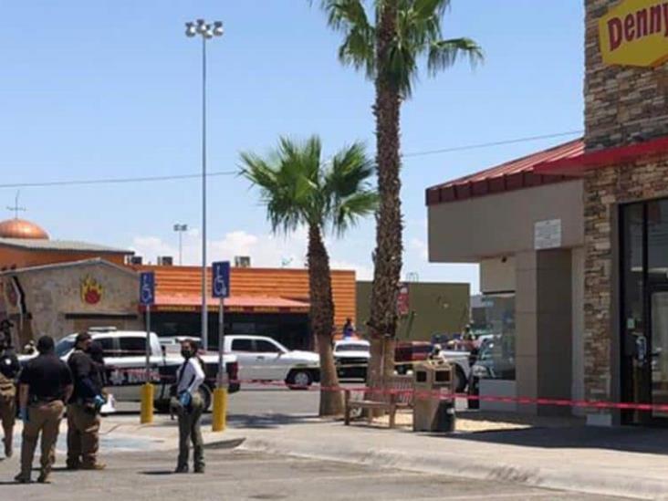 Pistoleros en segundos matan a 4 personas en restaurante de Ciudad Juárez Pistoleros en segundos matan a 4 personas en restaurante de Ciudad Juárez