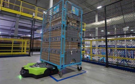 Amazon presenta Proteus, su primer robot móvil para almacén 