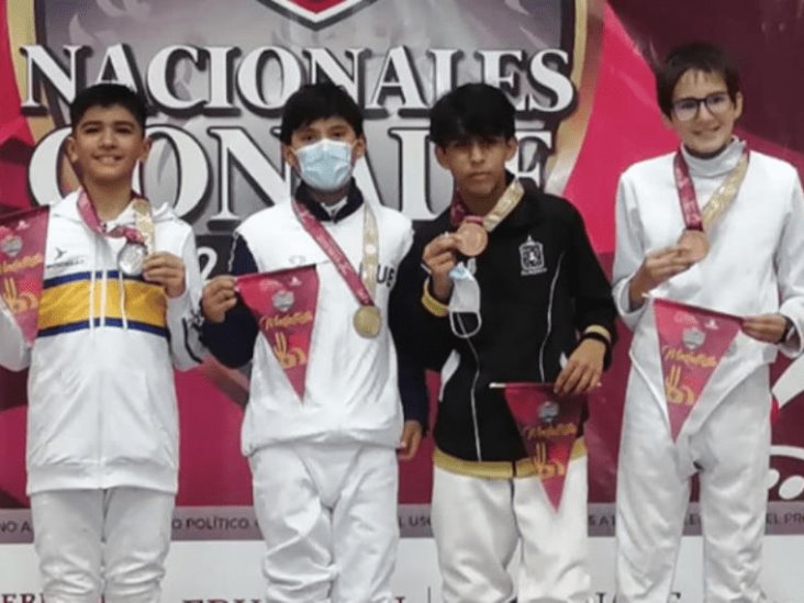 Karateka tabasqueño obtiene plata en los Juegos Nacionales CONADE 2022 Karateka tabasqueño obtiene plata en los Juegos Nacionales CONADE 2022