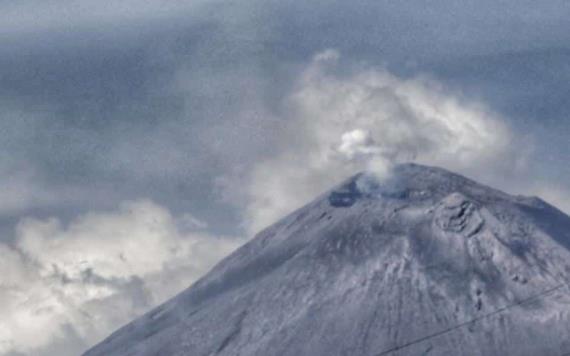 Piden rescate por alpinistas accidentados en la cima del Popocatépetl