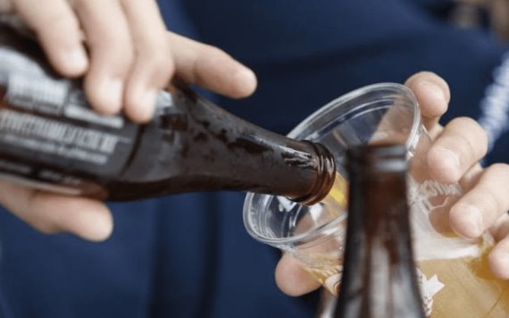 Tecate anuncia campaña para evitar el consumo de alcohol en menores de edad