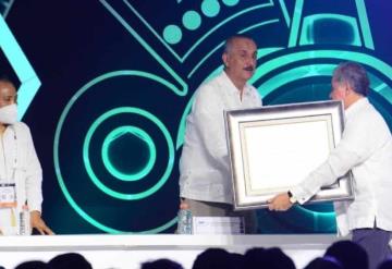 Premian a destacados ingenieros en el marco de la inauguración del Congreso Mexicano del Petróleo