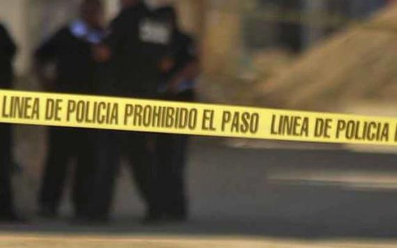 Hallan cadaver de agente de la marina colgando en Sinaloa